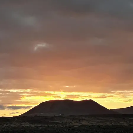 Y Estudios Art Lab Fuerteventura Nyaraló Lajares