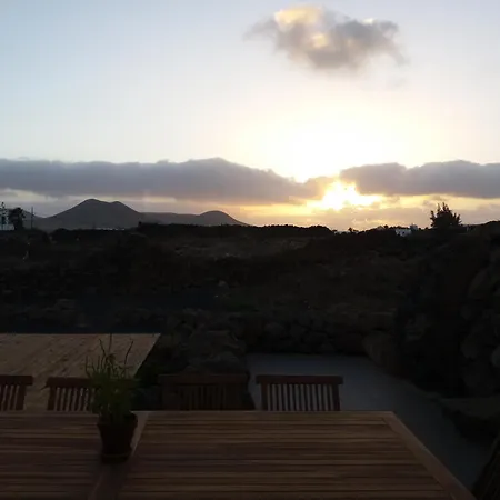 Y Estudios Art Lab Fuerteventura Lajares